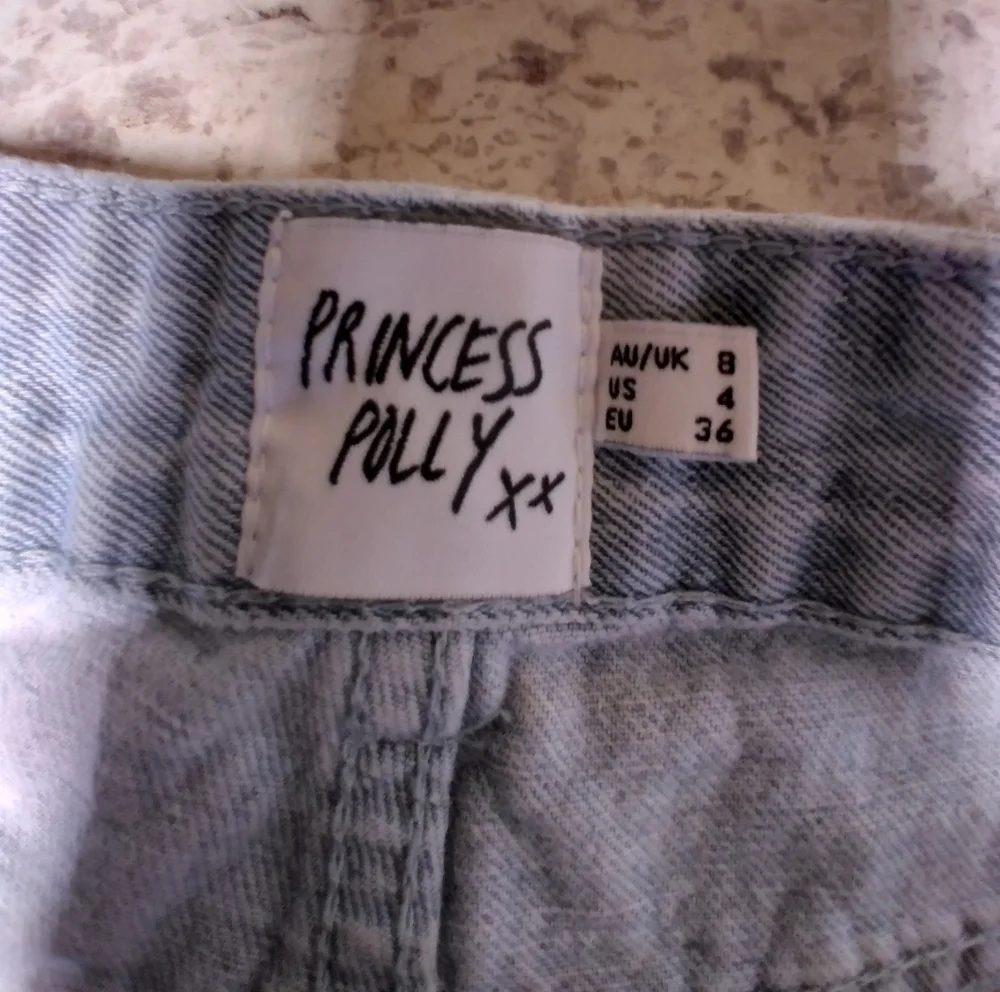 Princess Polly Women's Light Blue Denim jean Shorts size 4